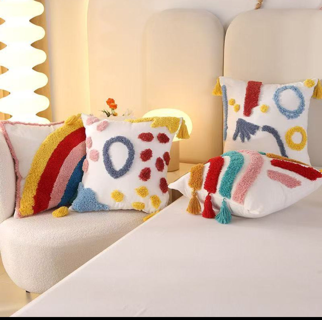 Coussin Décoratif Tufté avec Pompons
